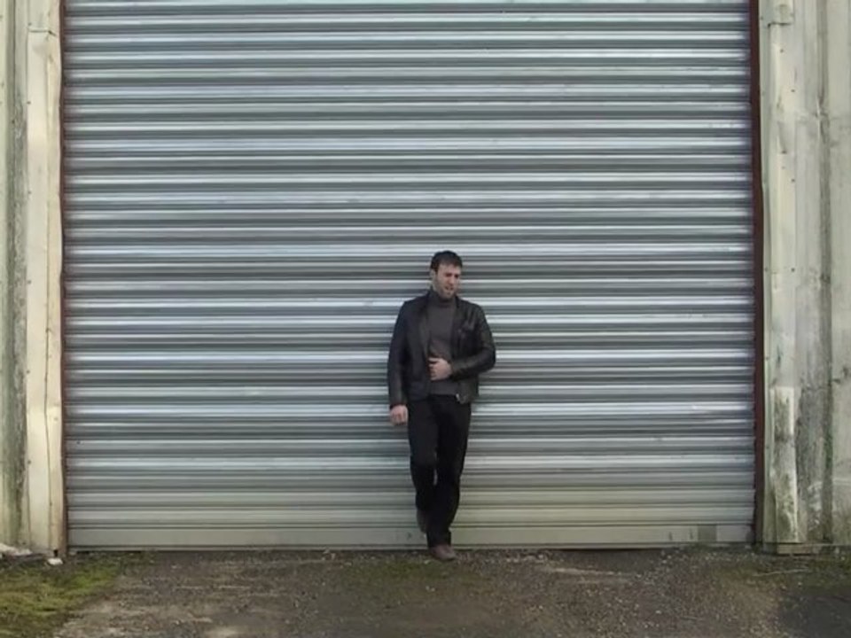 parodie de pub dirt TV: tous accros à la pomme