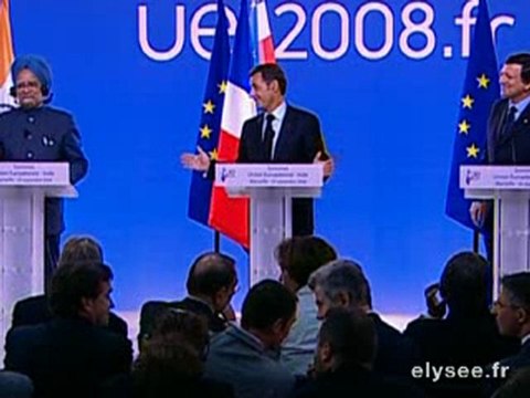 Conférence presse MM. SARKOZY, SINGH, BARROSO