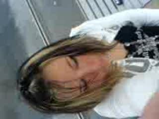 moi et jenny galairage sous la pluis