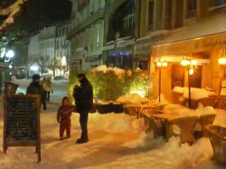 La Bourboule: La Terrasse du Galapagos sous la neige