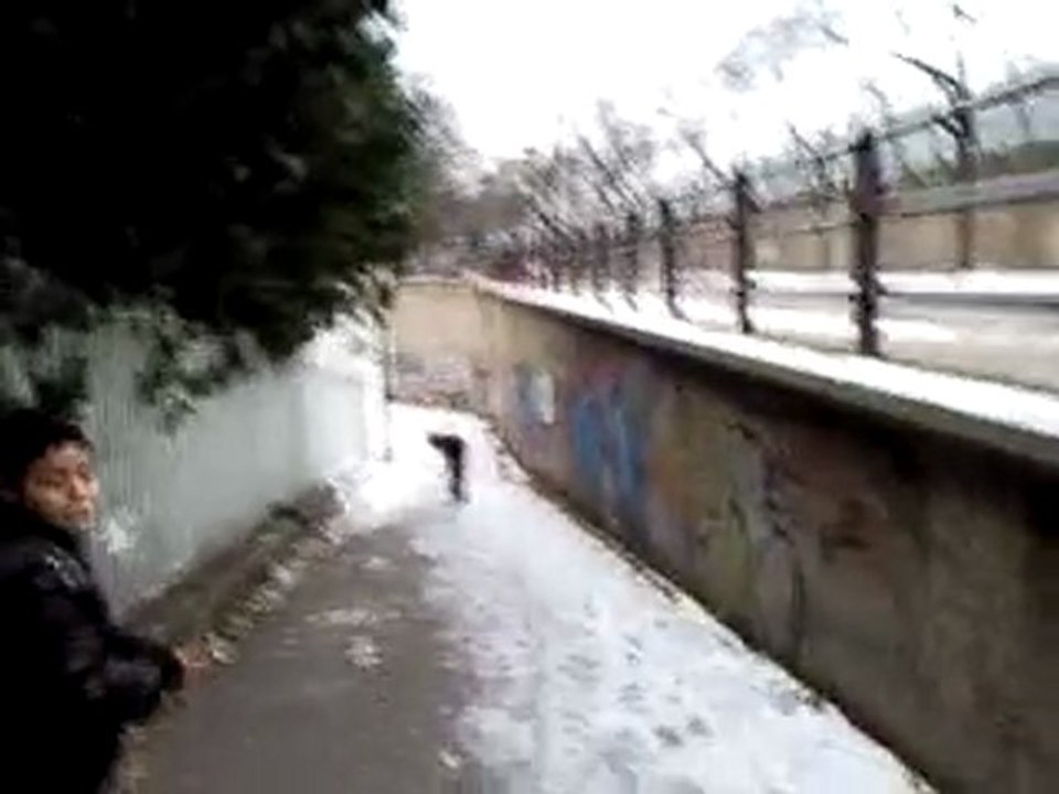 Ilyes Qui se gaméle pas :p