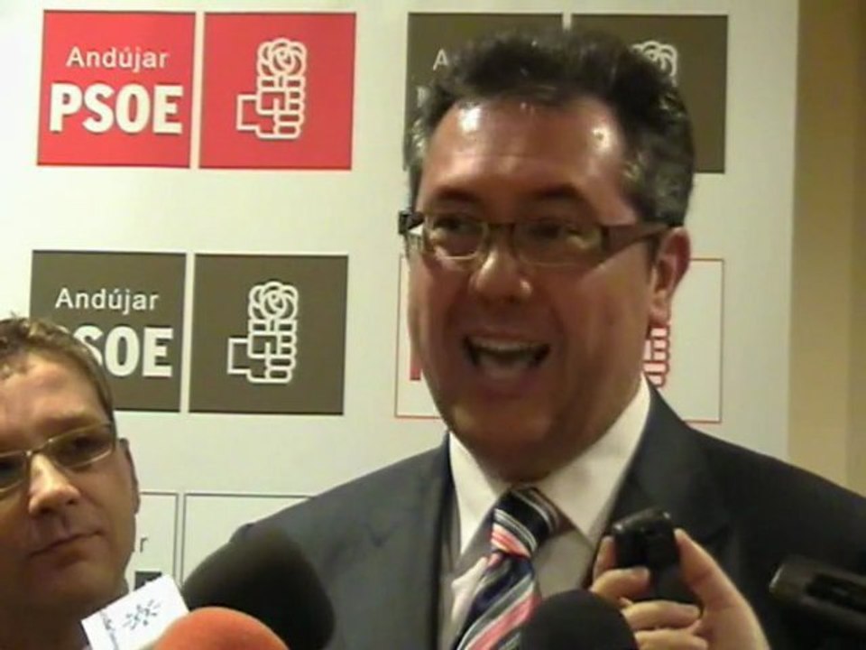 ENTREVISTA AL CONSEJERO DE VIVIENDA JUÁN ESPADA