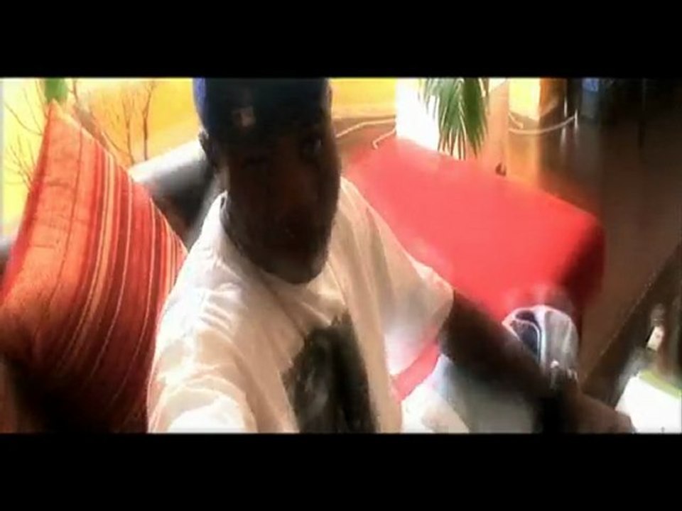 GREEN TEASER POUR LA COUR DES GRANDS PRÉSENTE PAR BRAKAGE