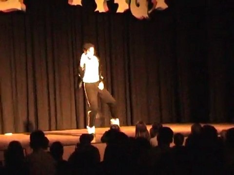 Walidmike Jackson sosie Michael Jackson(Billie Jean)