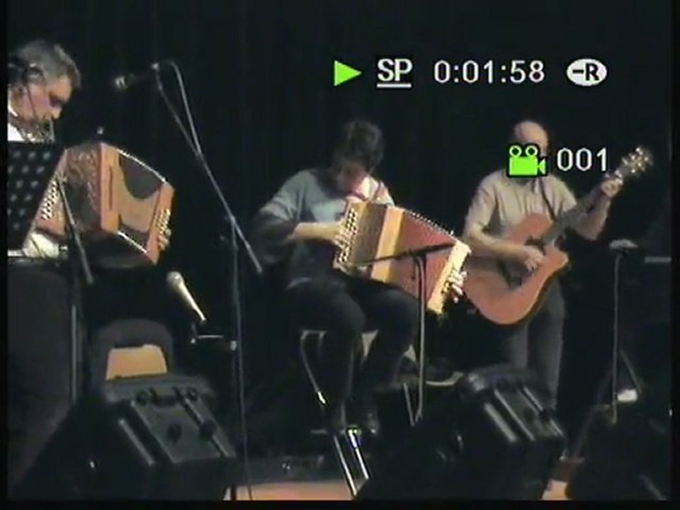 Naig en Fest-noz cercle Circassien