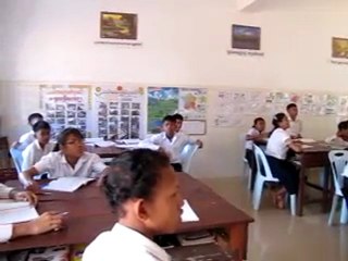 cours de chant dans la classe de rattrapage