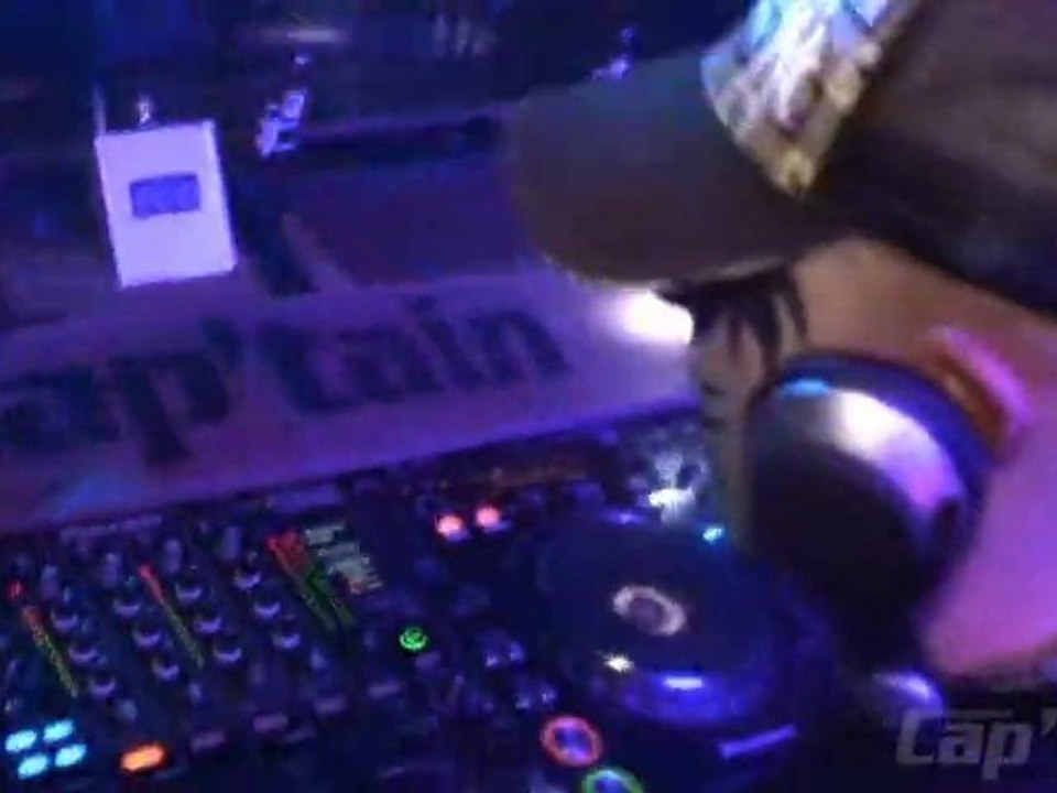 Kiss The Bass 2010 @ Cap'tain (Official)