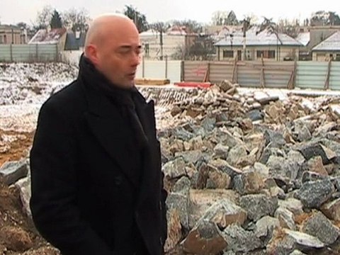 Vincennes : construction de la nouvelle piscine.