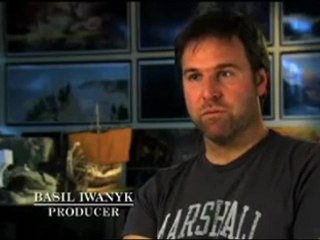 - Featurette (English)