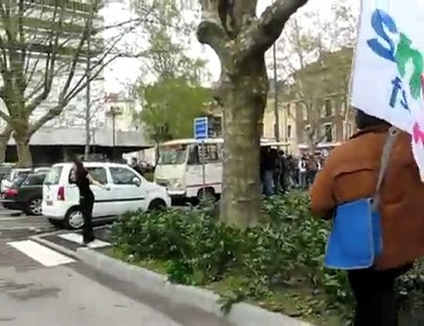 CRS vs. étudiants - Grenoble (10.04.2008)