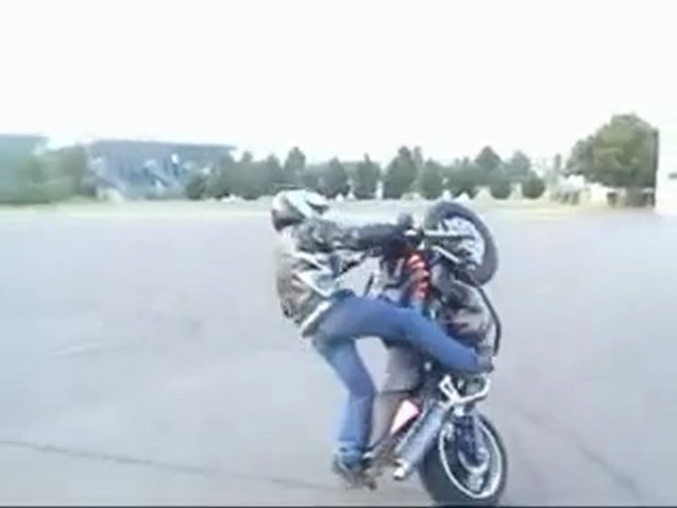 petite session stunt