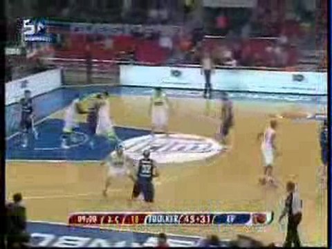 FENERBAHCE Ü.-EFES PILSEN BÖLÜM: 3 M. KASUN (2 MAC )