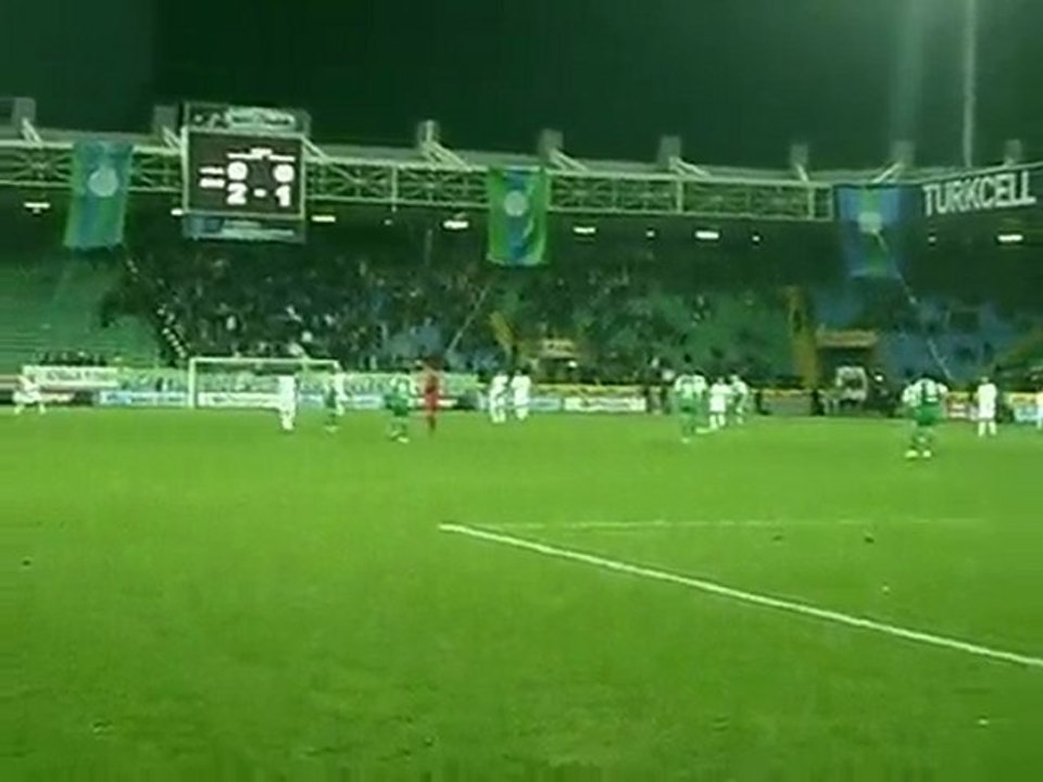 Çaykur Rizespor 2-1 Giresunspor gol sevinci