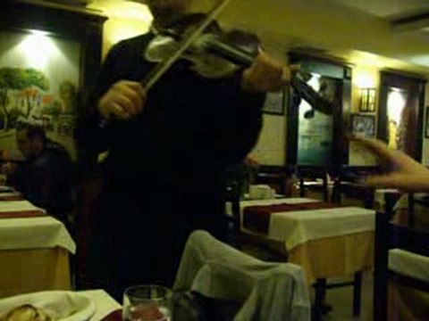 Nevizada fasıl - Her mevsim içimden gelir geçersin