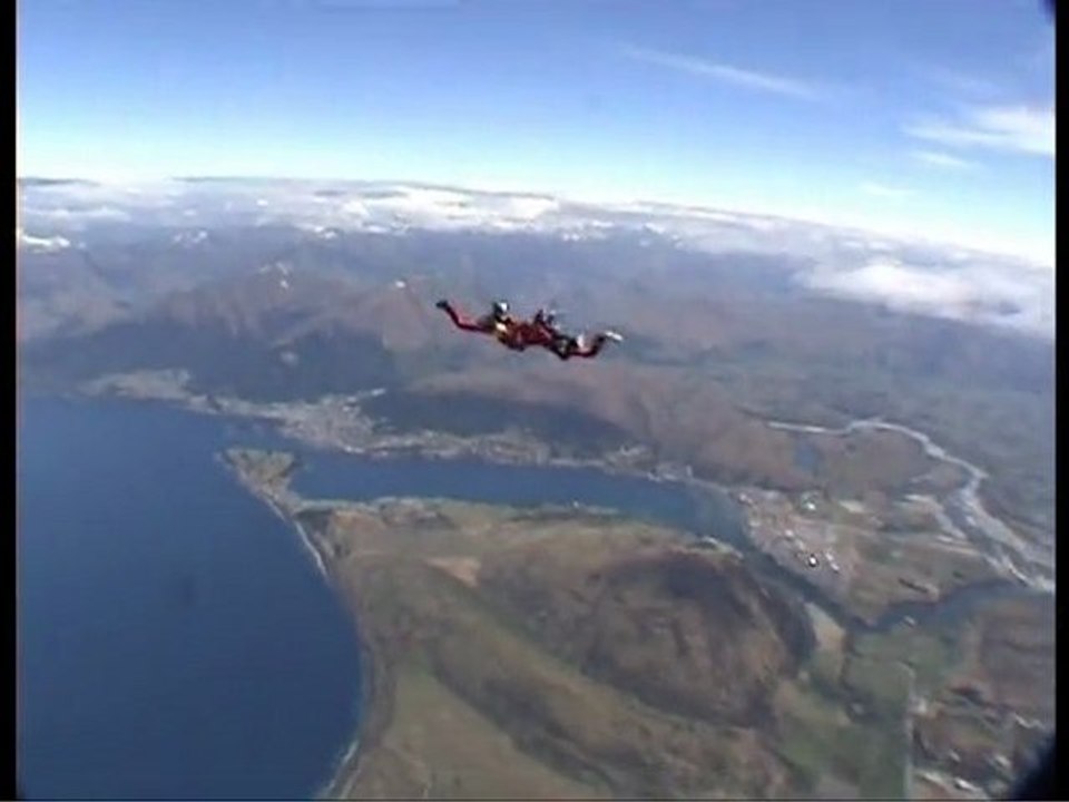 Solo Sky Dive - DANGEROUS!