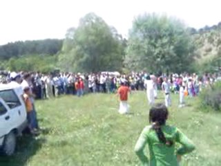 DİKENLİ KÖYÜ 1.PİKNİK ŞÖLENİ çuval yarışması