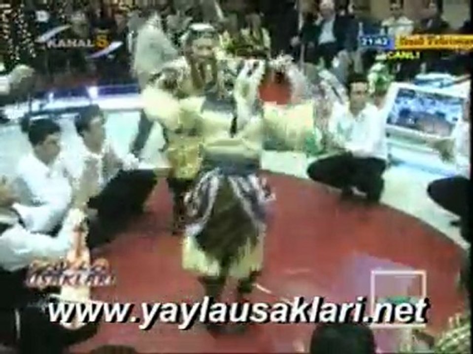 Yayla Uşakları--Ali Gümüş Ve Çarşıbaşı Uşakları Kolbastı