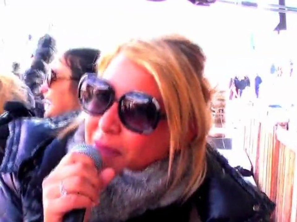 Folie Fille & Flair - Folie Douce Open Mic 3