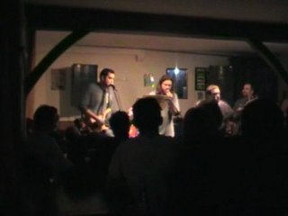 Alzheimer et ses post-it - Learn to fly - Foo Fighters