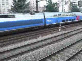 TRAINS peu avant lyon part-dieu