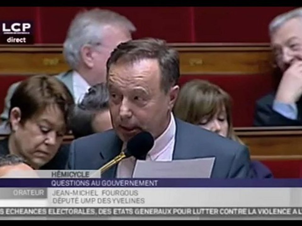 JM FOURGOUS interroge L. CHATEL sur le plan numérique