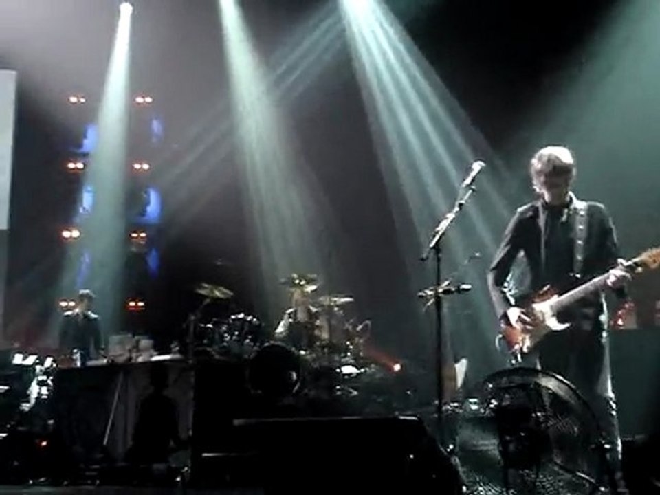 Le Manoir - concert d'Indochine au Mans le 18 décembre 2009