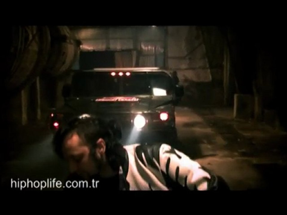 Dj İlker Aksungar & Dj Efe Yılmaz - On The Run