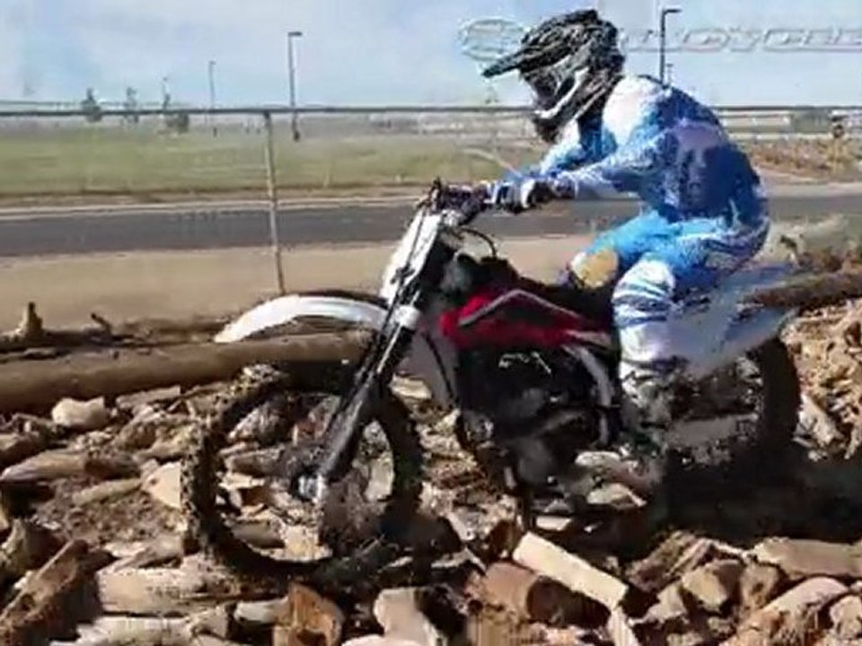 2010 Husqvarna TXC 250 Motocross Dirtbike Review