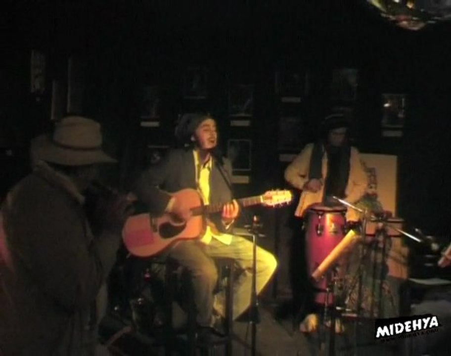 Tony Nephtali & Band in acoustic session @ Emile Vache