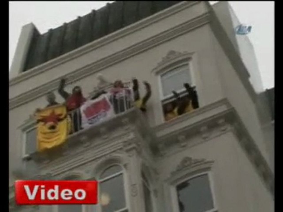 SDP ve TÖP İspanyol Kültür Merkezini İşgal Etti