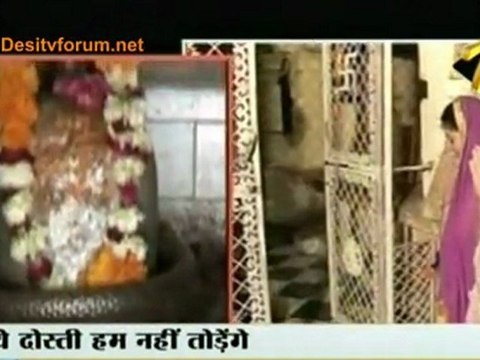 Ye Dosti Hum Nahi Todenge [Do Saheliyaan]