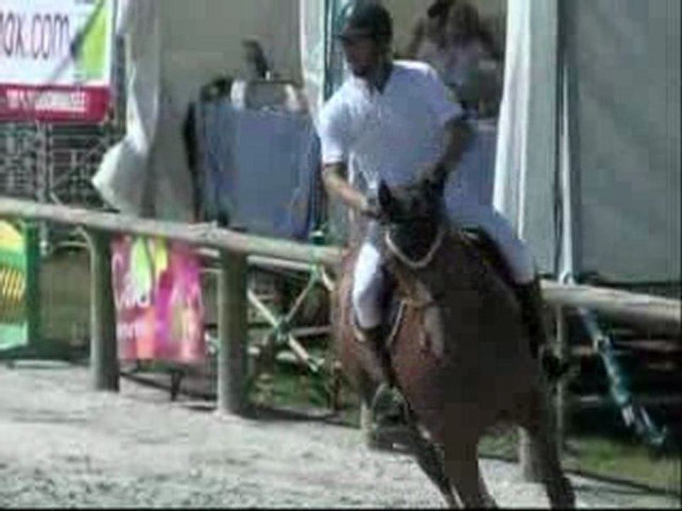 merlita rouge GP125 jumping pau HD