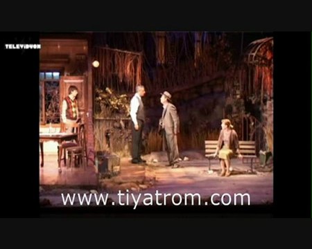 Bozuk Düzen İstanbul Şehir Tiyatroları