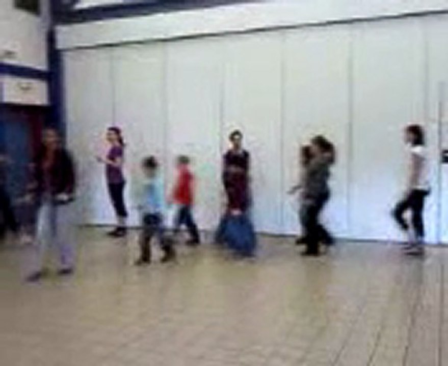 INITIATION AU BATON OFFERTE PAR LES VICTORYNE !