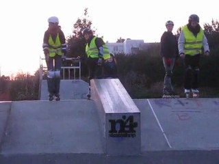 Roller Slide Contest à Kercado : Huguette, médaillée d'or.