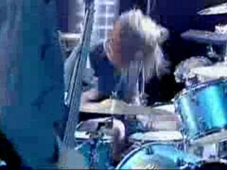 THEM CROOKED VULTURES - Spinning In Daffodils