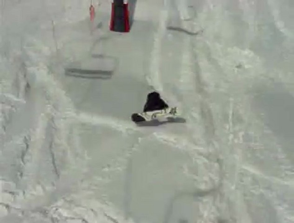 Un face plan du haut d'un télésiège !