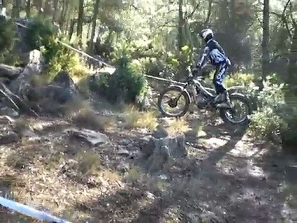 CIMG0987 moto trial à fonties.