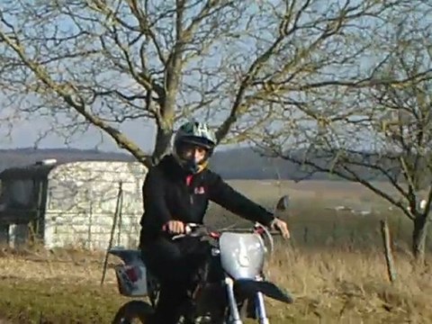 mon pote s'eclate en quad mdr