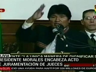 Evo Morales pide a jueces que defiendan a la patria