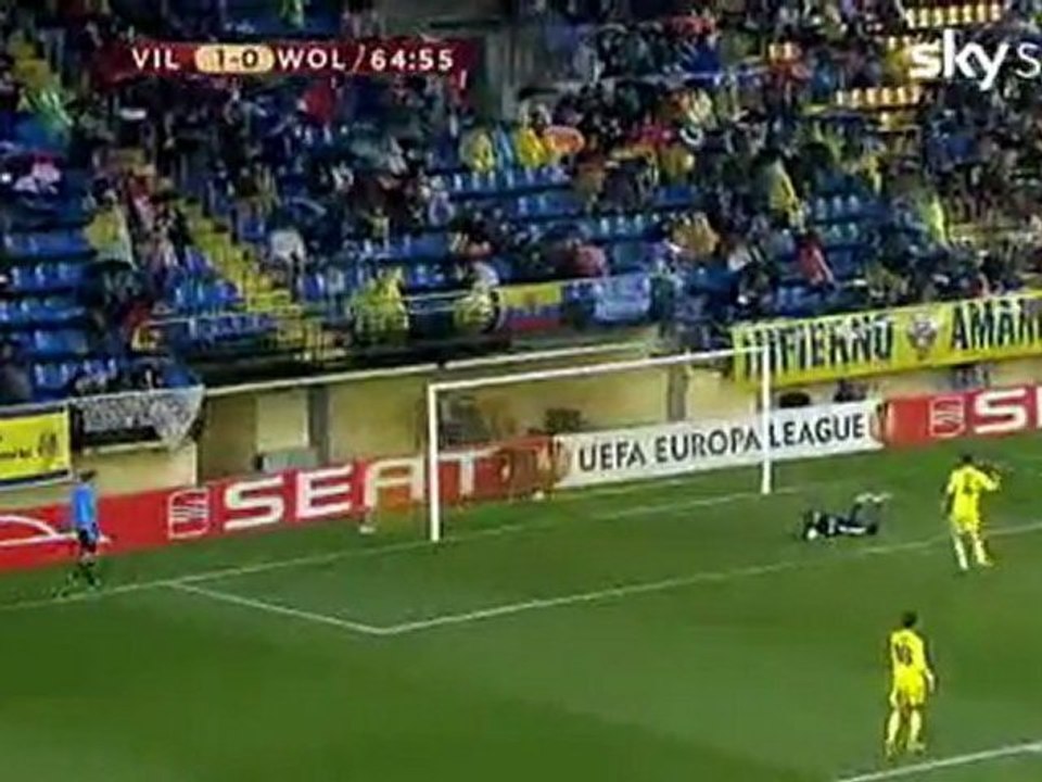 Villarreal v VfL Wolfsburg