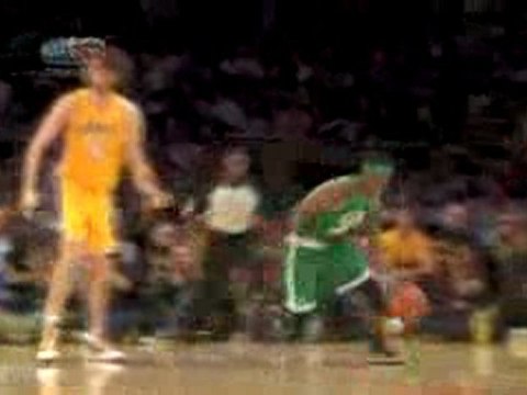 Ray Allen throws down a dunk in transition off the Rajon Ron