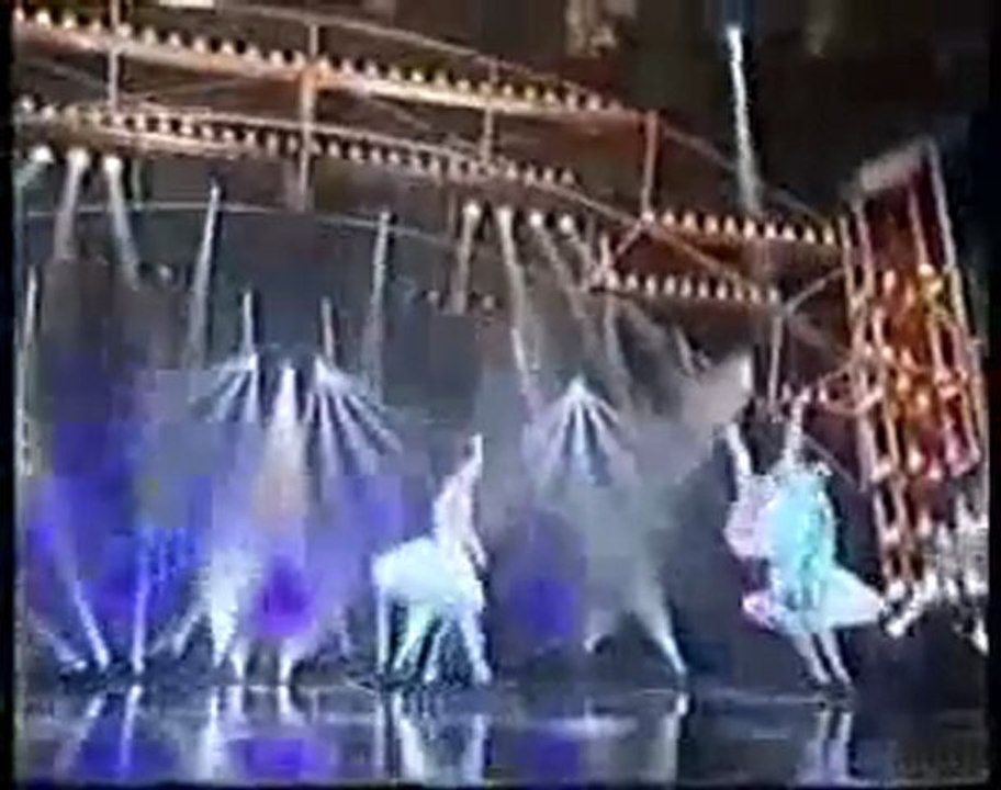 TRIO GOLDEN STARS-acrobatics-presents Art agency Valentino