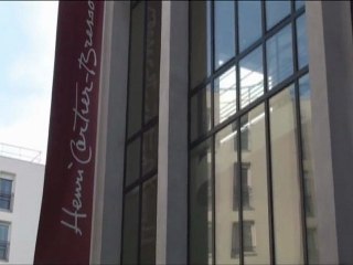 La banlieue plus grise d'un Doisneau plus sombre