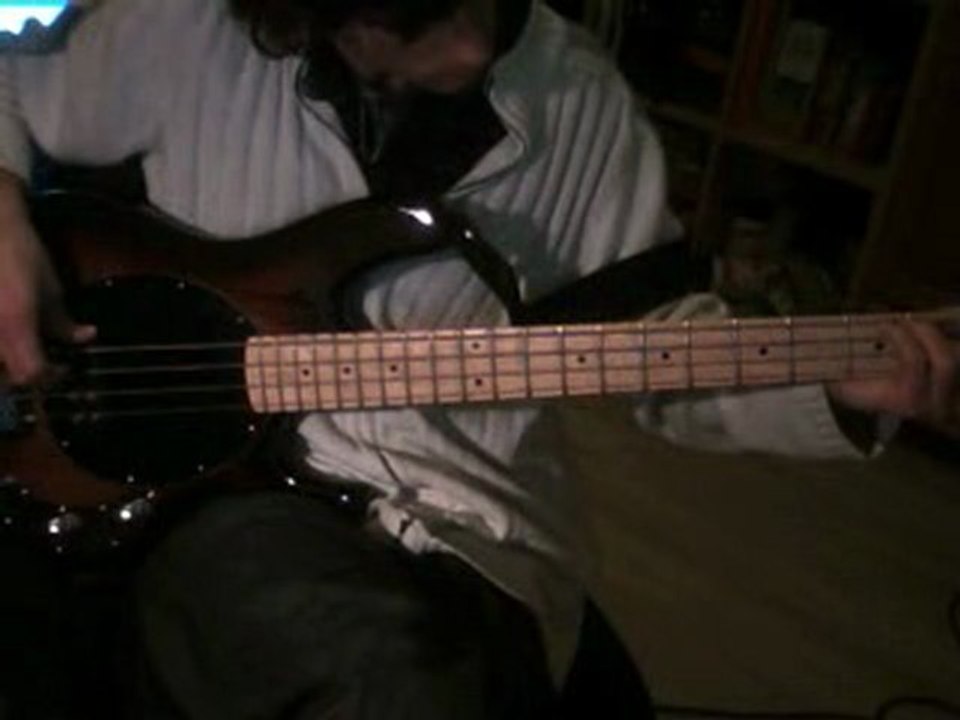 Bass Cover/ Deep Purple - Smoke on the water