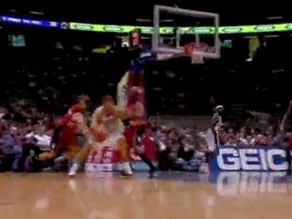 Jose Calderon strips the ball and goes coast-to-coast for th