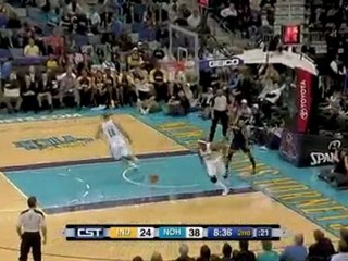 James Posey gets a block on Dahntay Jones and tosses the bal