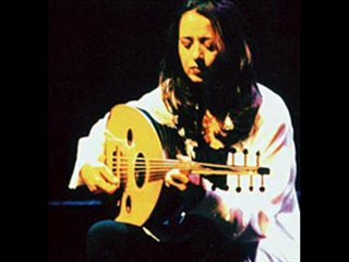 Yousra Dhahbi Performs 'Farha/Hamasset' — A Rhapsody for Lute 🎶