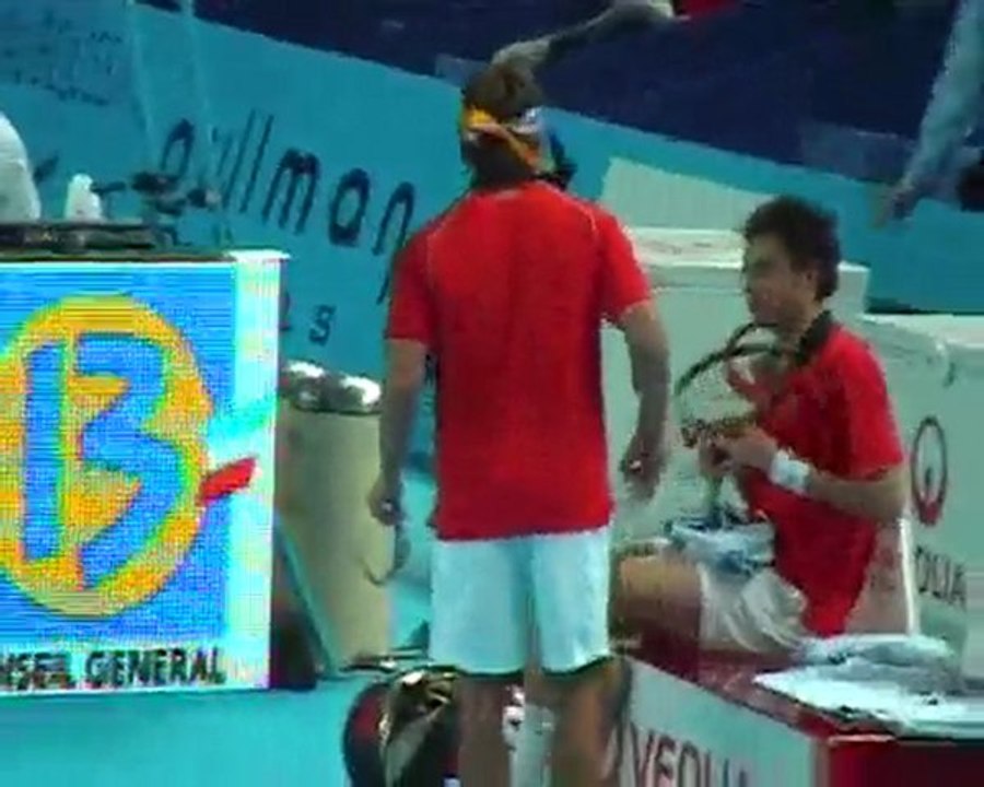 Entrée des joueurs : Benneteau / Llodra - Clément / Mahut