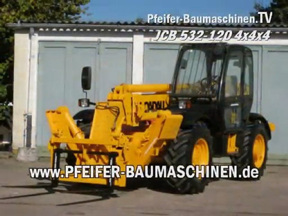 Telestapler JCB 532 - 120 4x4x4 / Verladung auf Schwertransp